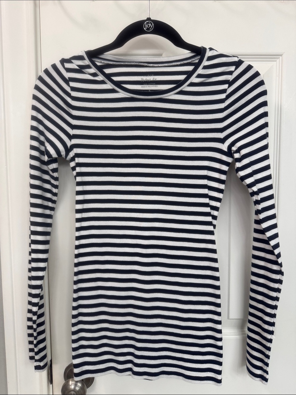 Jcrew Womens Long-Sleeve Navy and White Striped Crewneck Top